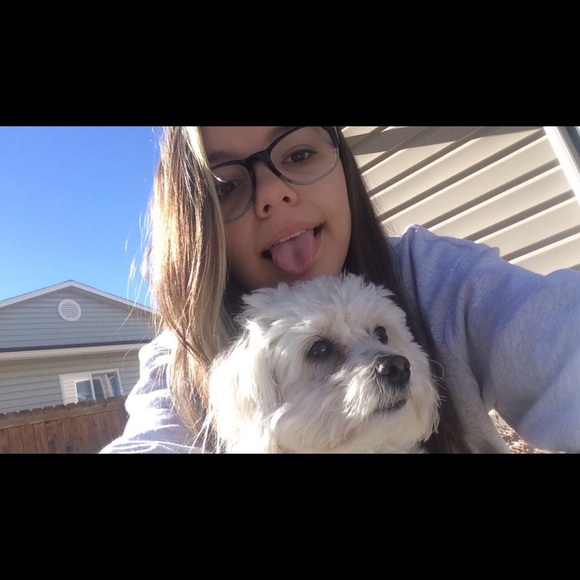 Meet your Posher, Alexzandria - Picture 1 of 1